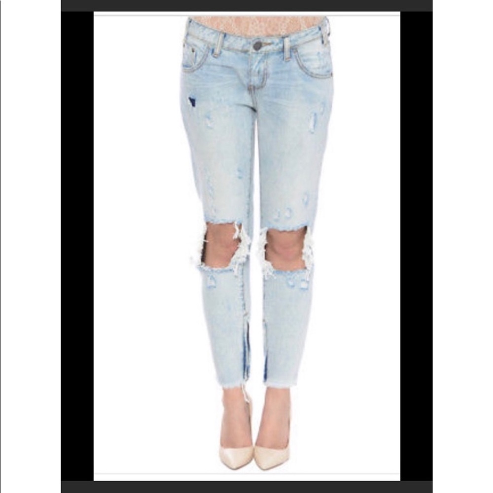 NWT One Teaspoon Distressed Freebird